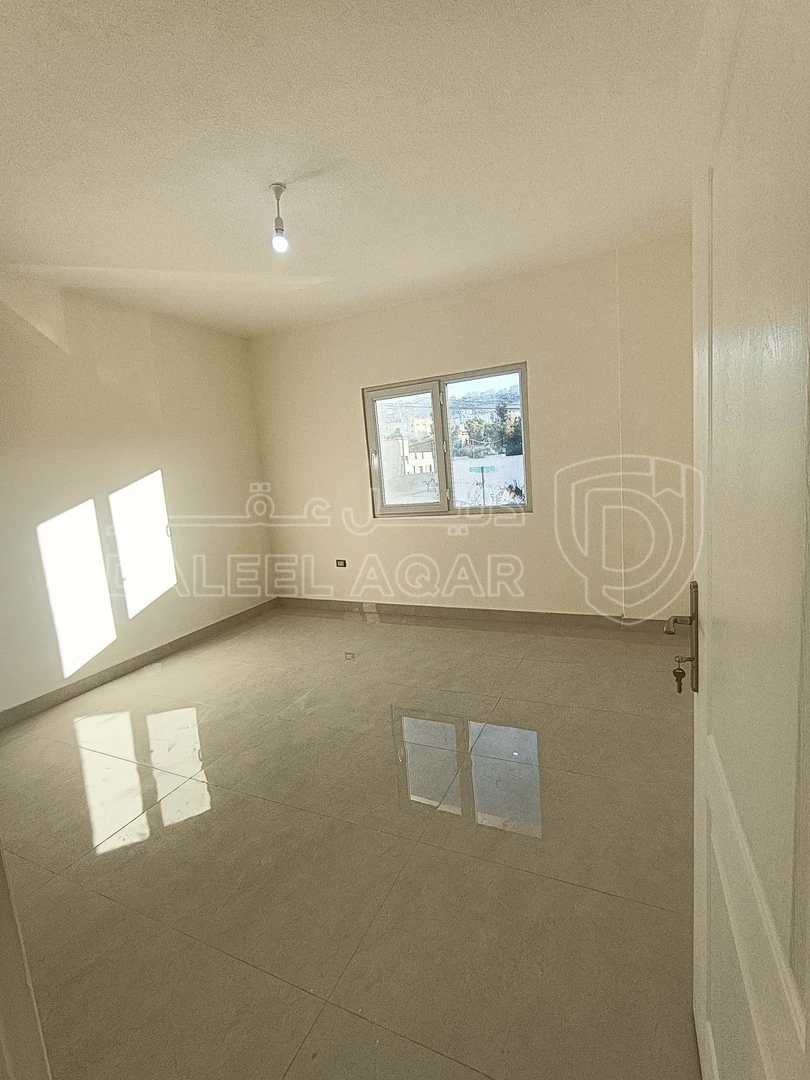 شقة في عين الباشا - دخلة الأحوال المدنية - 35,000 دأ - صورة 1